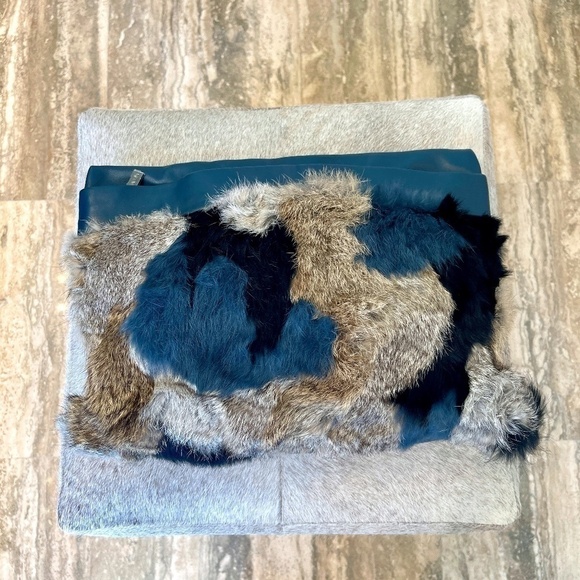 BCBG MAXAZRIA CLUTCH BAG NEW WITH TAGS - Picture 1 of 5